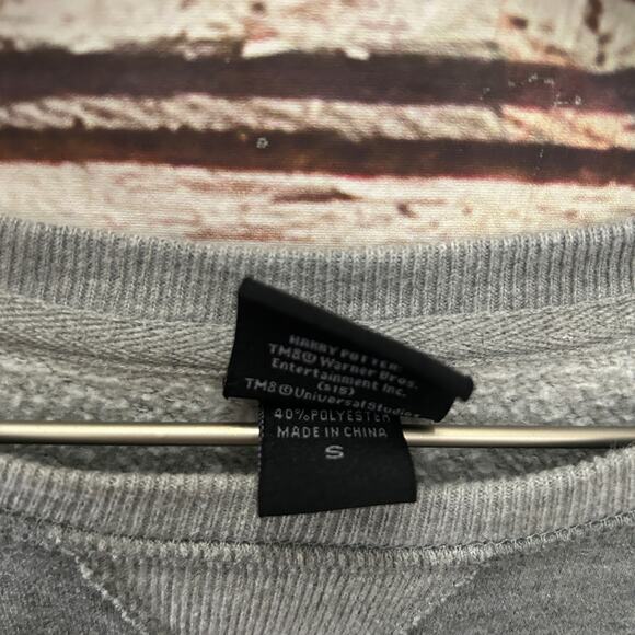 UNIVERSAL STUDIOS Ravenclaw Wizarding World of Harry Potter Sweater Sz S - Picture 3 of 5